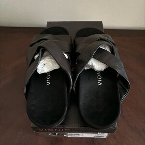 Vionic Juno Rest Slide Sandals Orthotic Support Black Leather Size 7 New in Box